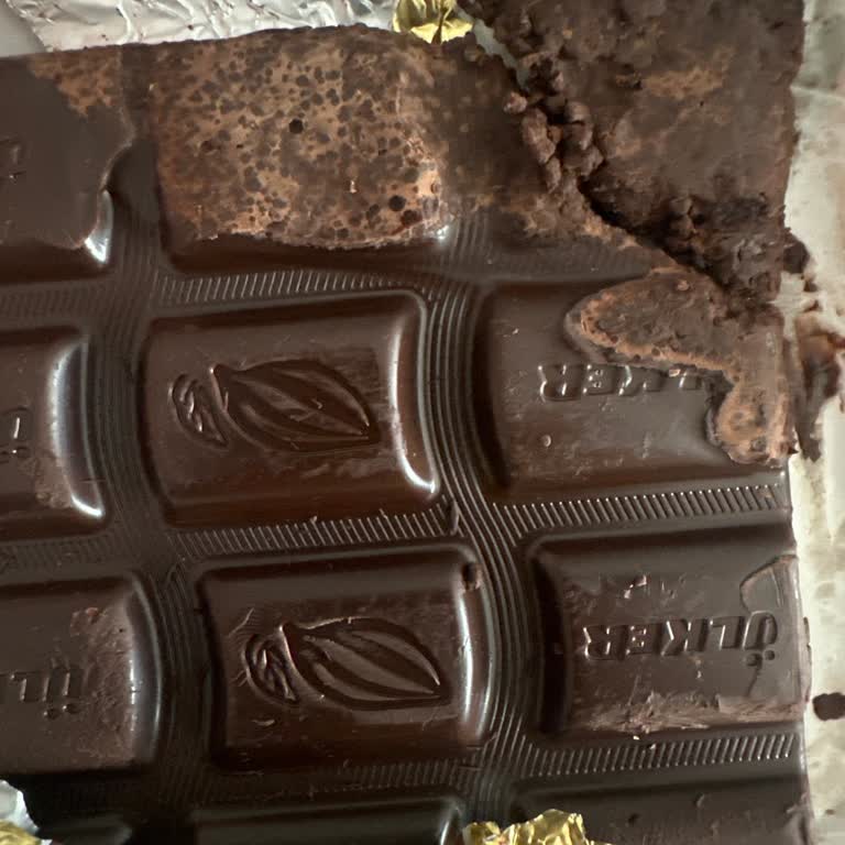 Ülker Biter Çikolatası Küflü Çıktı, Son Kullanma Tarihi Çelişkili