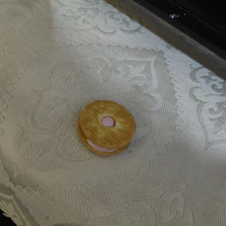 Ülker Bisküvi Paketi Ters Basılmış, Kalite Kontrol Talebi