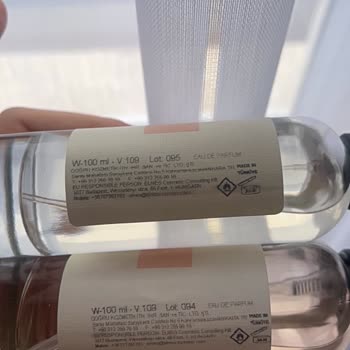 Ankamall Parfümeri'de Üretim Hatası Nedeniyle Yanlış Kodlu Parfüm Şikayeti