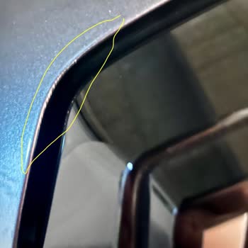 Yeni Renault Clio’da Boya Akıntısı Ve Kuş Yanığı Sorunu