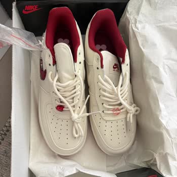 Skechers Siparişi Yanlış Gönderildi Satıcıya Ulaşılamıyor Ve İade Talebi