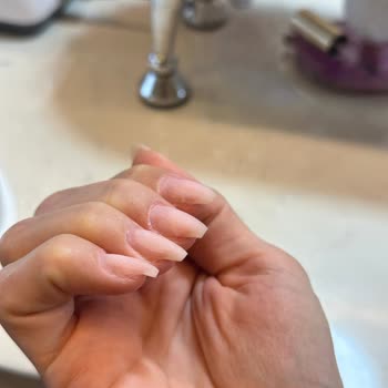 Uyarı: O La Nail & Beauty Avcılar’da Tırnaklarım Şiddetle Zarar Gördü