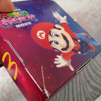 McDonalds Çocuk Menüsünde Oyuncak Eksik Gönderildi