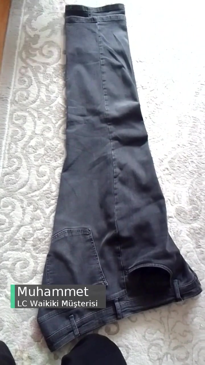 LCW Kot Pantolonun Bacak Boyları Eşit Değil videonun kapak resmi