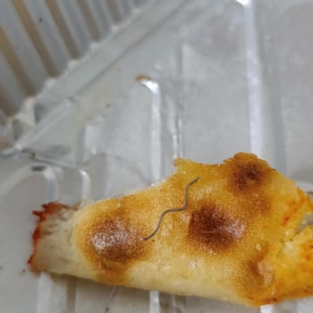 Pide İçinde Metal Parça Bulundu, Sağlık Riski Ve Gıda Güvenliği Şikayeti