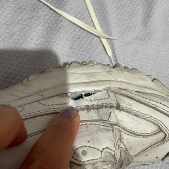 Skechers D’lites Fresh Start Shoes Peeling and Tearing Within One Year