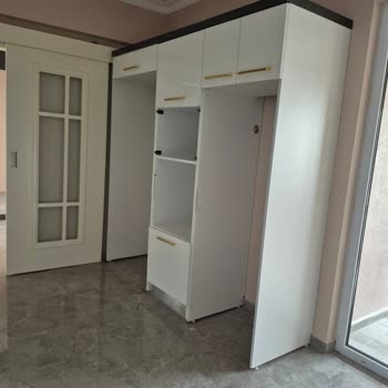 Katalogdaki Bermuda Kumu Rengi Duvarlarda Uyuşmuyor