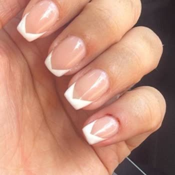 Zeynep Çelik Beauty Center Fiyat Artışı, Kaba Üslup Ve Hijyen İhmali