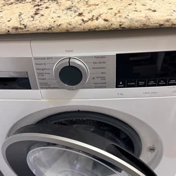 Deterjan Çekmecesinden Deterjan Akıyor Ve Su Sızıyor, Garanti Kapsamında Çözüm Yok