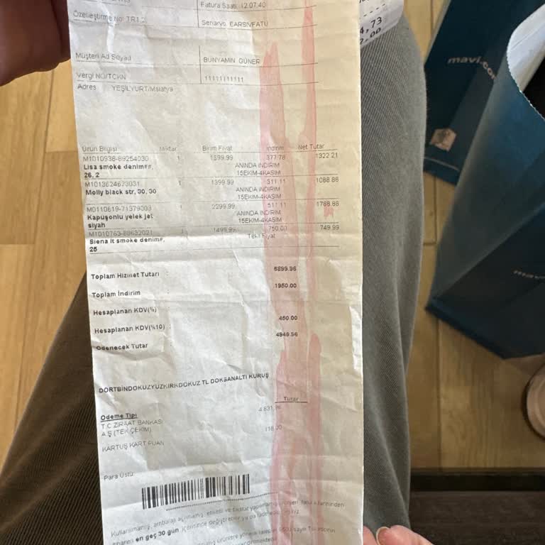 Kapüşonlu Yelekte Renk Solması Ve Topaklanma, Etiket Nedeniyle İnceleme Reddedildi