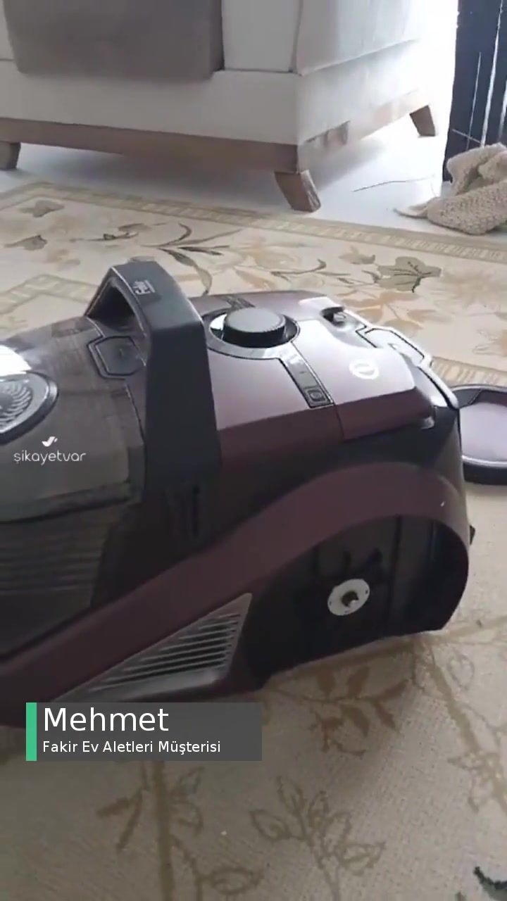 Fakir Ürünün Kullanıcı Hatası Olmadan Tekerleklerin Kırılması videonun kapak resmi
