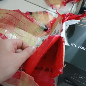 Patlayan Lazer Epilasyon Aletinde Güvenlik Tehlikesi Ve Satıcının İlgisizliği