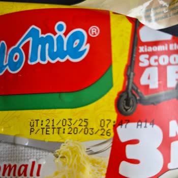 BİM'den Son Kullanım Tarihi Geçmiş Nudul Tüketimi Ve Müşteri Hizmetinde Yönlendirme Sorunu