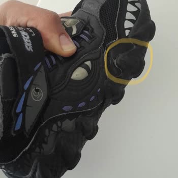 Skechers Çocuk Botunda Kısa Sürede Açılma, Garanti Reddine Karşı İade Talebi