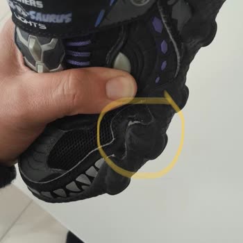 Skechers Çocuk Botunda Kısa Sürede Açılma, Garanti Reddine Karşı İade Talebi