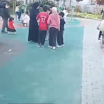 Güngören Belediyesi Küçük Bebeklere Korunaksız Alan İhlali
