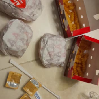 Arby’s Şubesinde Eksik Hatalı Sipariş, 405 TL İade Talebi