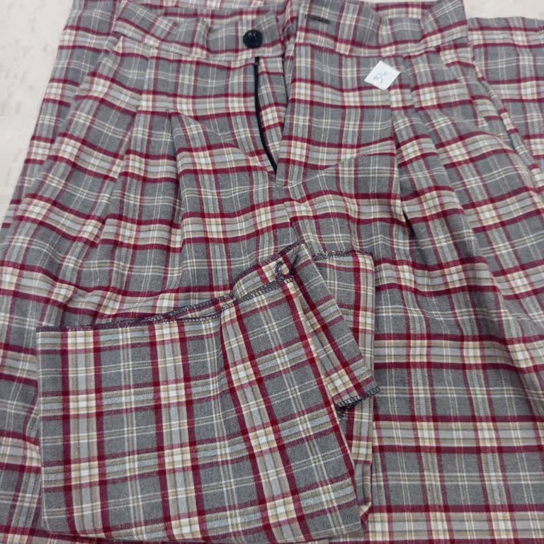 Fularlı Pantolon Kısa Ve Kalitesiz, Değişim Ücretini Kabul Etmiyor