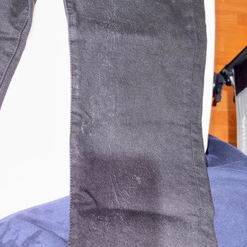 Levis Pantolonun Tek Yıkamada Renk Atması Ve İade Talebi