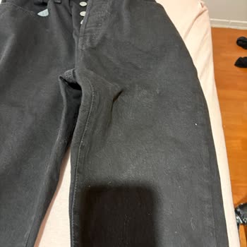 Levis Pantolonun Tek Yıkamada Renk Atması Ve İade Talebi