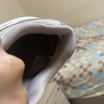 Kısa Sürede Yırtılan Skechers Ayakkabım İçin Ücretsiz Değişim Talebi