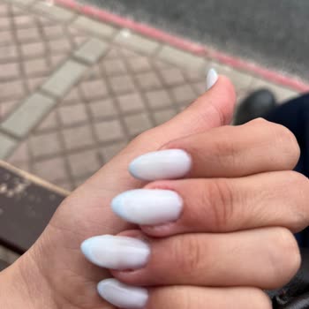 Lyva Nail Art Stüdyo Hem Hijyen Yetersizliği Hem De Vaat Edilen Modelin Yapılmaması
