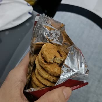 Ambalajda Bozuk Bisküvi Ve Hijyen Endişesi