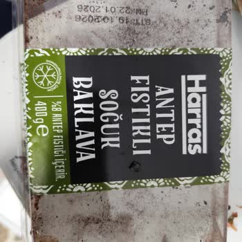 Baklavadaki Taş: Sağlık Riski Ve Ücret İadesi Talebi