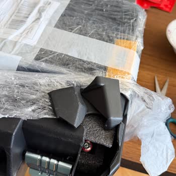 İki Defolu Lazer Ürünü Ve Çözüm Sağlanamaması Nedeniyle Tam İade Talebi