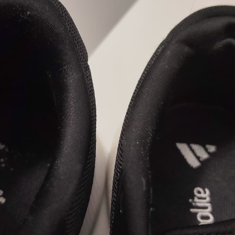 FLO Sincan Şubesinde Defolu Adidas Ayakkabı İadesi Reddedildi Ve Saygısız Tutum