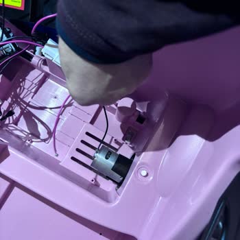 Kusurlu Gönderilen Akülü Araba Ve Cevapsız Müşteri Hizmeti