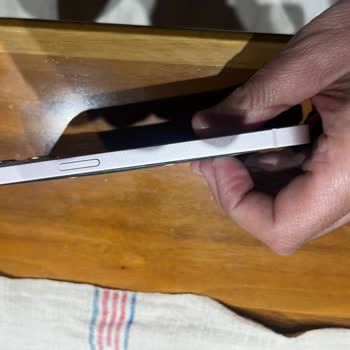 İPhone 13 Cihazımda Pil Şişmesi Ve Aniden Düşen Pil Yüzdesi Sorunu