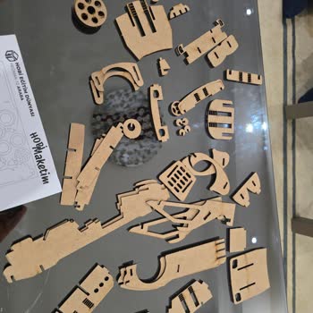 Parçasız Ve Okunaksız Kılavuz Nedeniyle Hobi Eğitim Maketi Kurulamıyor: İade Veya Değişim Talebi