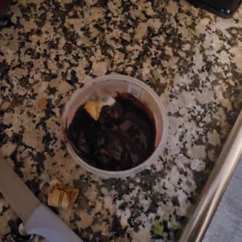 Migros'ta Küflü Profiterol Satışı Ve Hijyen Güveninin Sarsılması