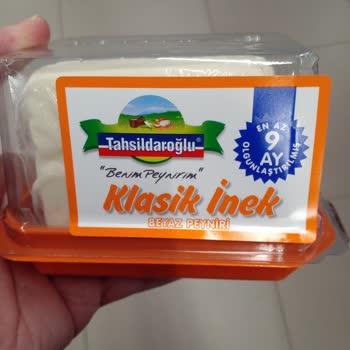 Tahsildaroğlu 500 Gr Klasik İnek Peynirinde Şiddetli Kötü Koku Ve Acı Ekşi Tat
