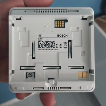 Bosch CR50 Oda Termostatının Ekran Arızası Ve Yetkili Servis Çözüm Eksikliği
