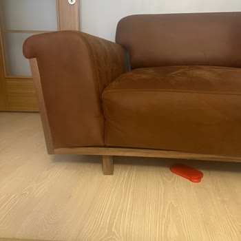 Kelebek Mobilya Koltuklarımda Çatlamalar Garanti Dışı Sayıldı, Ücretsiz Onarım İstiyorum