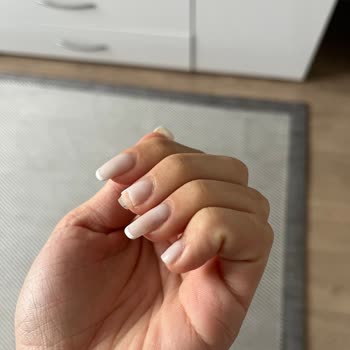 My Juju Beauty Salon Yaptıkları Tırnaklar Kırılıyor