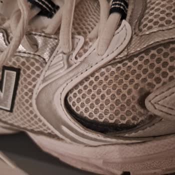 New Balance 530 Ayakkabısında File Yırtılması Ve 1 Yıllık Garanti Süresi Dışı Mağaza Reddi