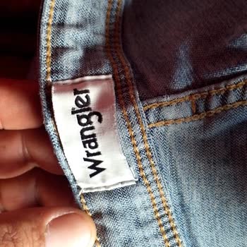 Boyner'den Alınan Wrangler Kotların Kısa Sürede Yırtılması Ve Renk Solması Üzerine İade Talebi