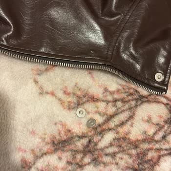 Defolu Deri Ceket Kırık Düğme, Hızlı İade Talebi