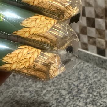 Ülker Altınbaşak Bisküvileri Parçalanmış Ve Yeniden Kullanılamaz