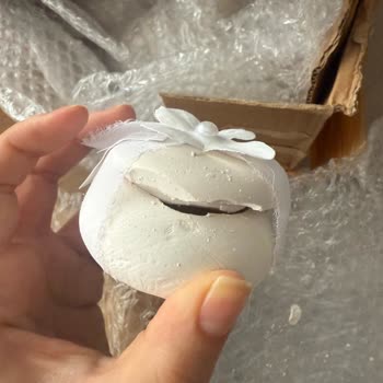 Sipariş Edilen Süs Eşyalarının Çoğu Sorunlu Ve Satıcı Kötü Tavır Gösterdi