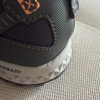 Skechers Ayakkabısında Üretim Hataları Nedeniyle Ayıpsız Değişim Talebi
