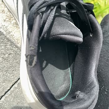 Ayıplı Adidas Ayakkabıda Mesh Açılması Ve Mağaza Reddi