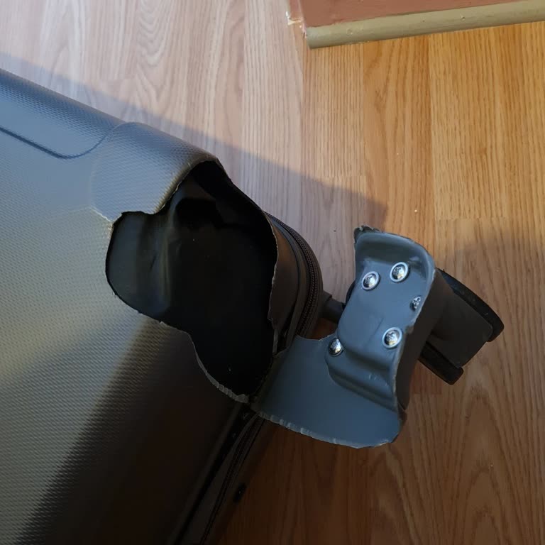 Sunexpress Bagaj Hasarı Reddi Ve Yanıtsız Müşteri Hizmeti