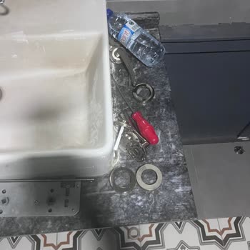 Kayseri Macbear Cafe'de Hijyen Sorunu Kirli Masalar Ve Bozuk Tuvaletler