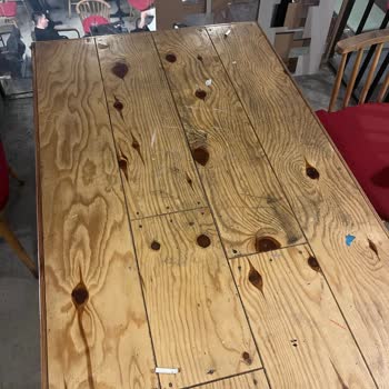 Kayseri Macbear Cafe'de Hijyen Sorunu Kirli Masalar Ve Bozuk Tuvaletler