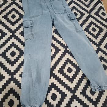 Yıkanmış Çocuk Kot Pantolonunda Çıkarılmayan Leke Nedeniyle Değişim Talebi