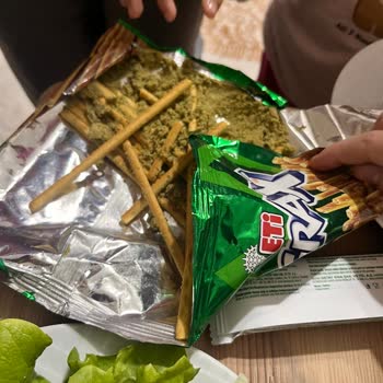 Eti Crax Baharatlı Çubuk Krakerde Aşırı Baharat Ve Hijyen Endişesi